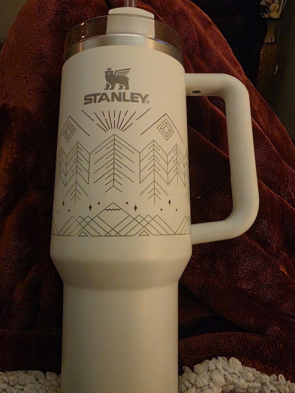 Stanley Winterscape Quencher H2.0 FlowState/ BNWOT/ 40 OZ